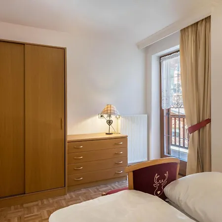 Apartment Lory 6 *