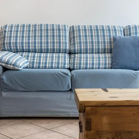 Lory 6 * 卡纳泽伊