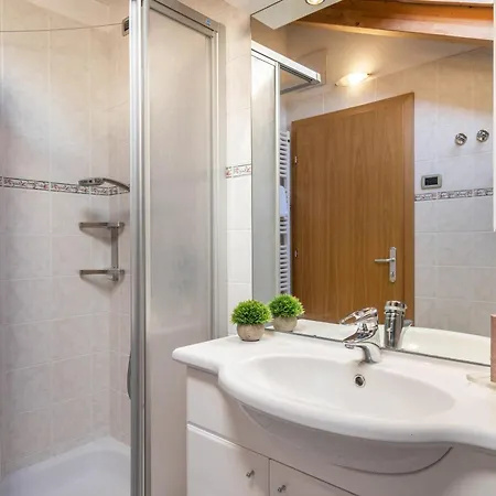 Lory 6 Apartment Canazei