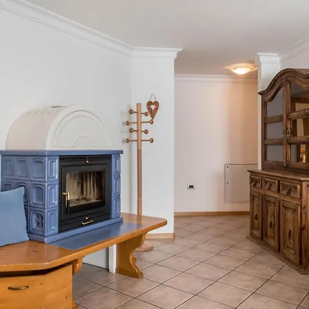 Lory 6 Appartement Canazei